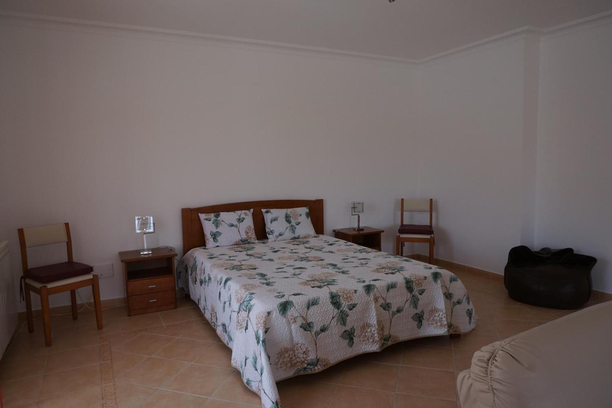 Vivenda Godinho Apartment Nazare Luaran gambar