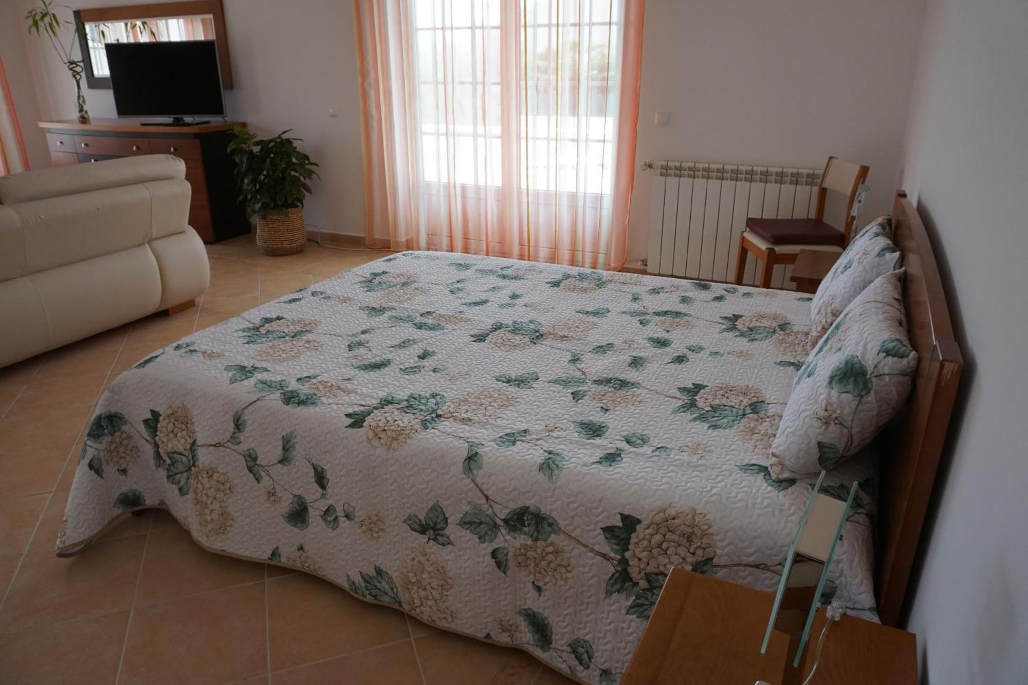 Vivenda Godinho Apartment Nazare Luaran gambar