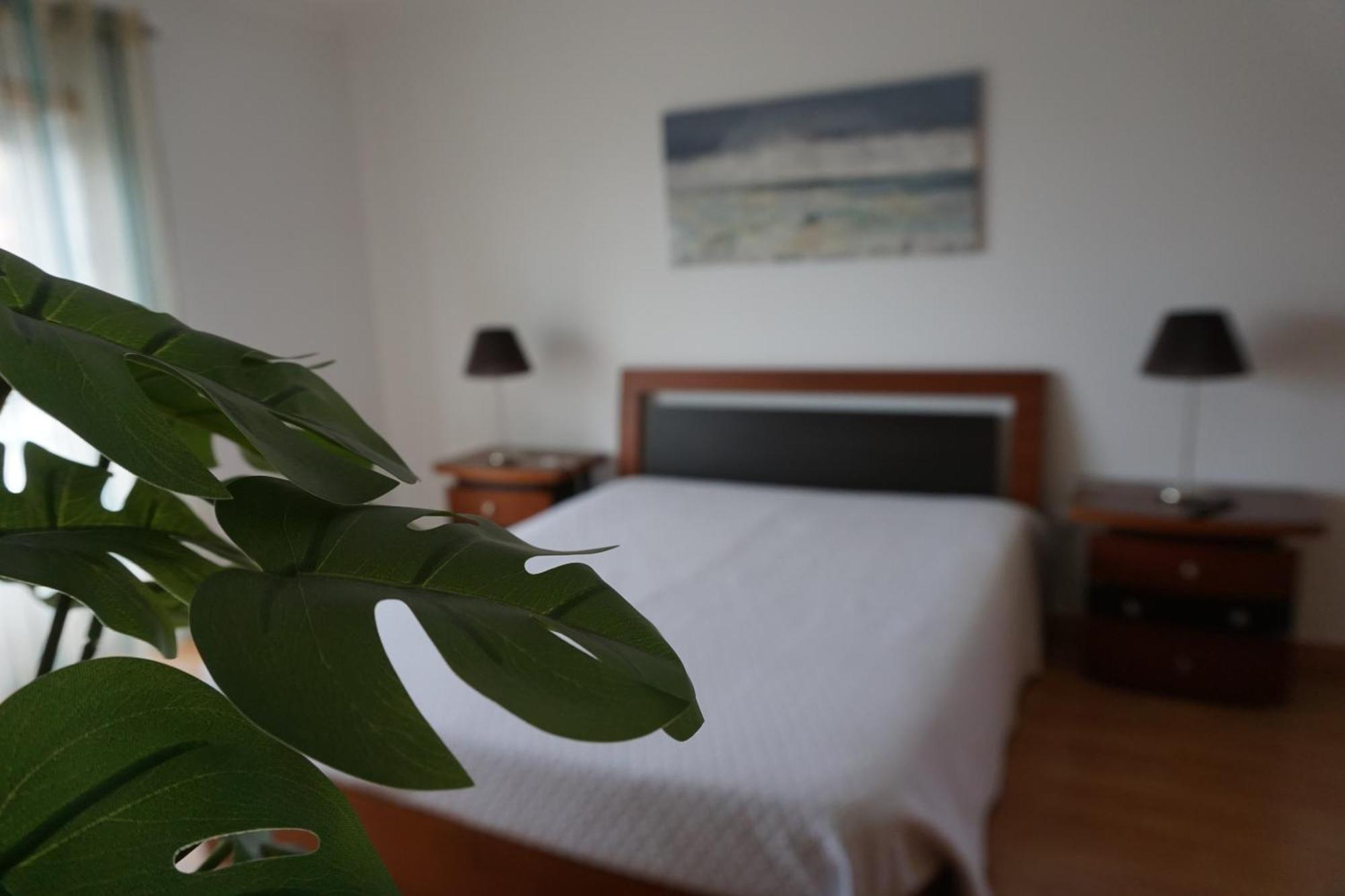 Vivenda Godinho Apartment Nazare Luaran gambar