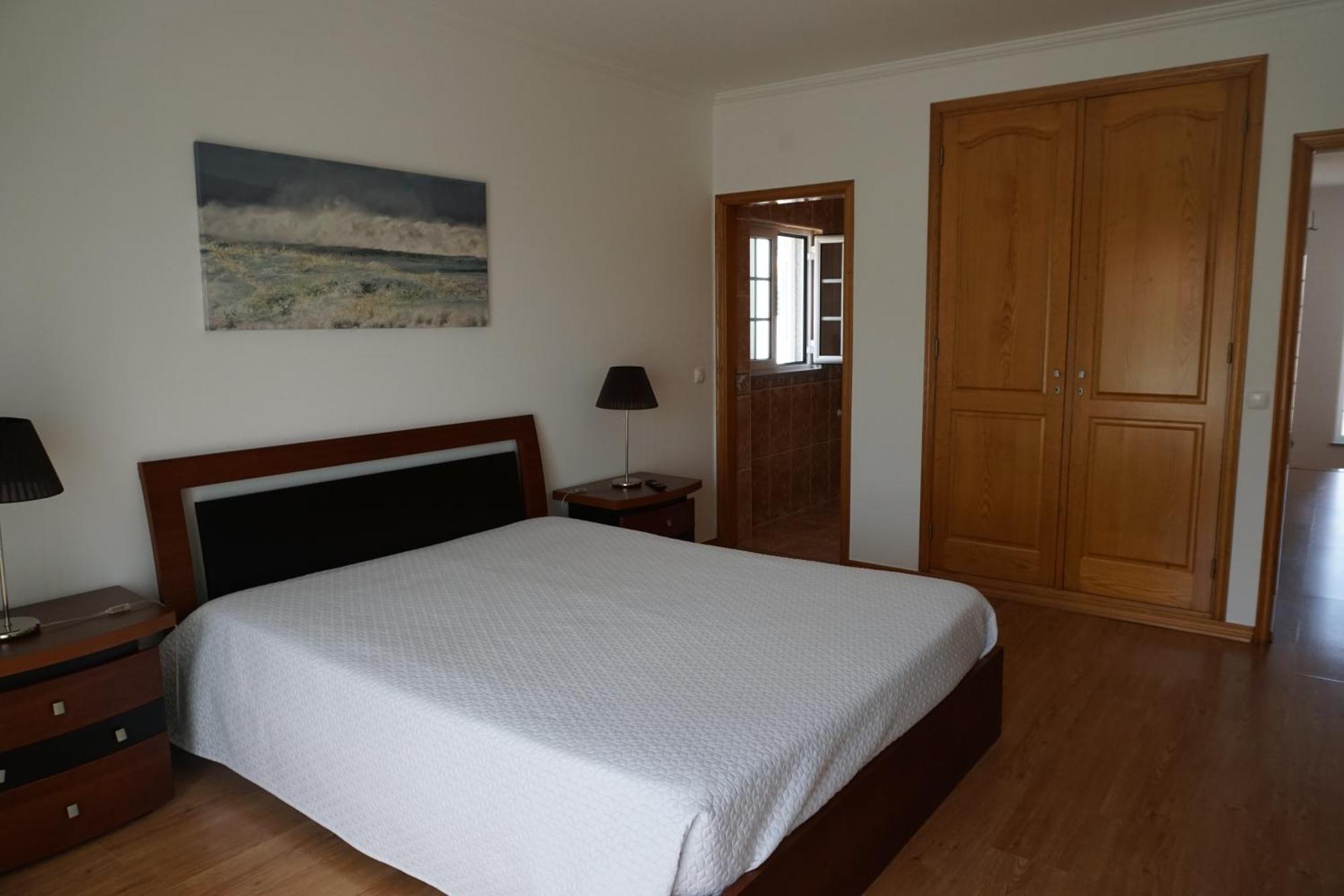Vivenda Godinho Apartment Nazare Luaran gambar