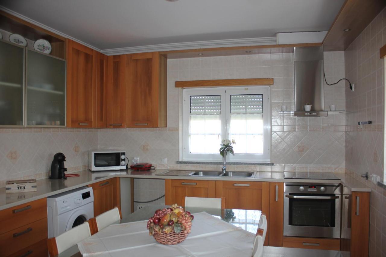 Vivenda Godinho Apartment Nazare Luaran gambar